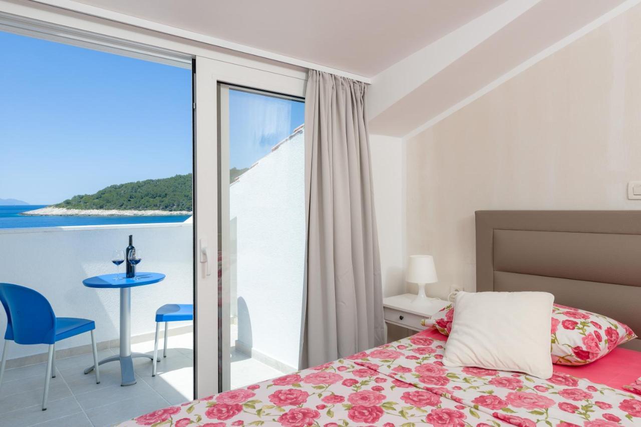 Luxury Bellavista Amazing Sea Holidays With Private Beach & Parking Milna  Zewnętrze zdjęcie