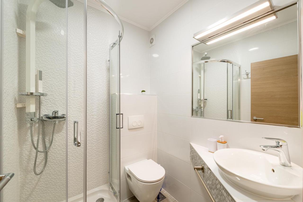 Luxury Bellavista Amazing Sea Holidays With Private Beach & Parking Milna  Zewnętrze zdjęcie