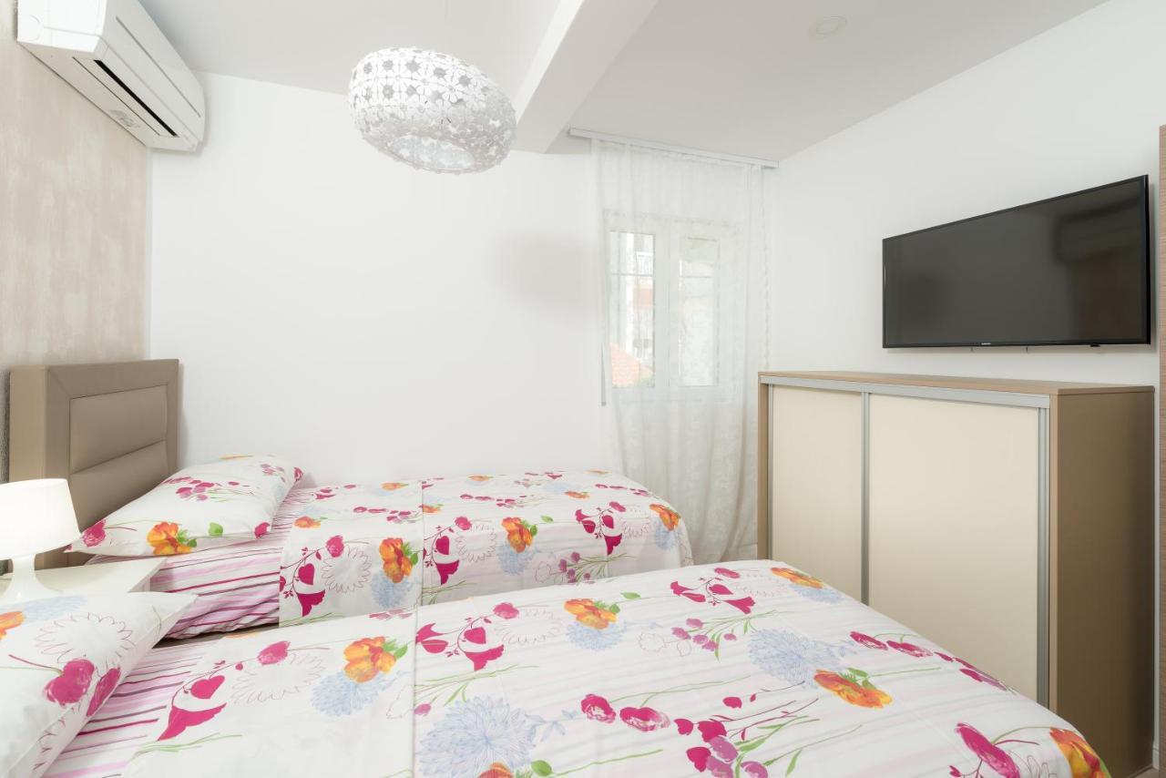 Luxury Bellavista Amazing Sea Holidays With Private Beach & Parking Milna  Zewnętrze zdjęcie