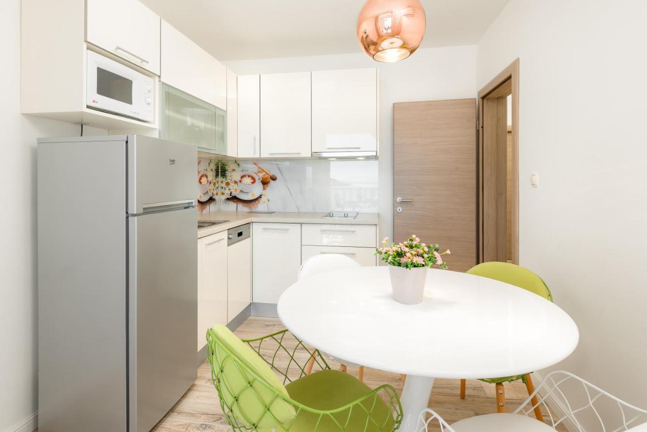 Luxury Bellavista Amazing Sea Holidays With Private Beach & Parking Milna  Zewnętrze zdjęcie