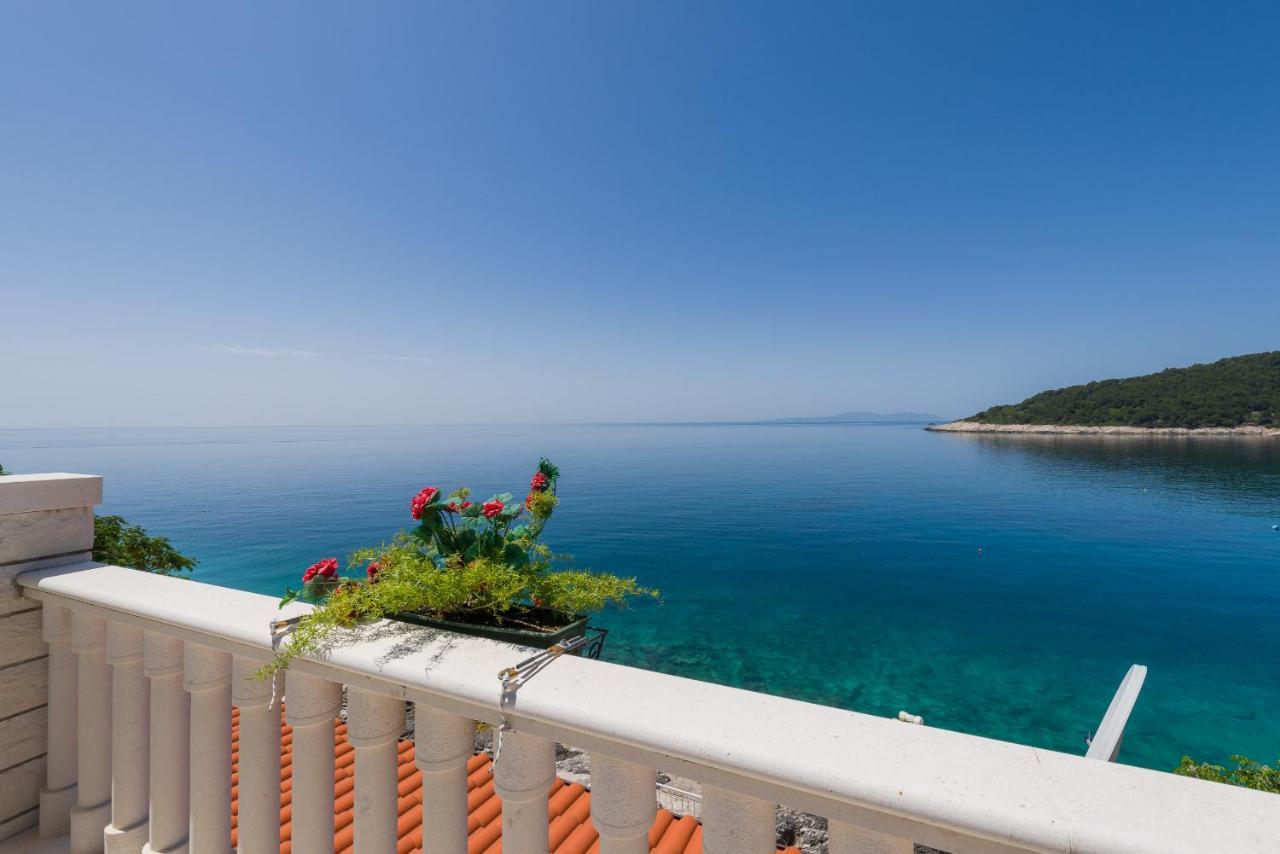 Luxury Bellavista Amazing Sea Holidays With Private Beach & Parking Milna  Zewnętrze zdjęcie