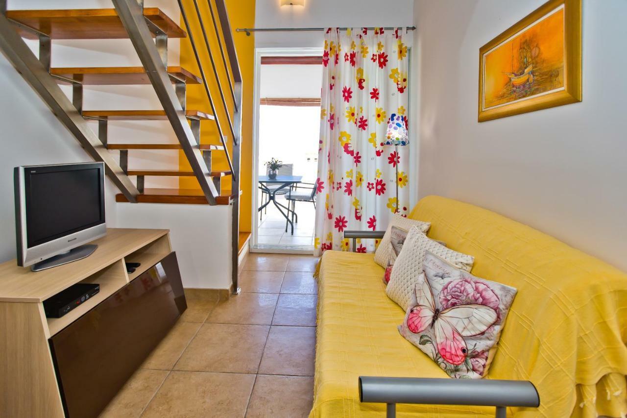 Luxury Bellavista Amazing Sea Holidays With Private Beach & Parking Milna  Zewnętrze zdjęcie